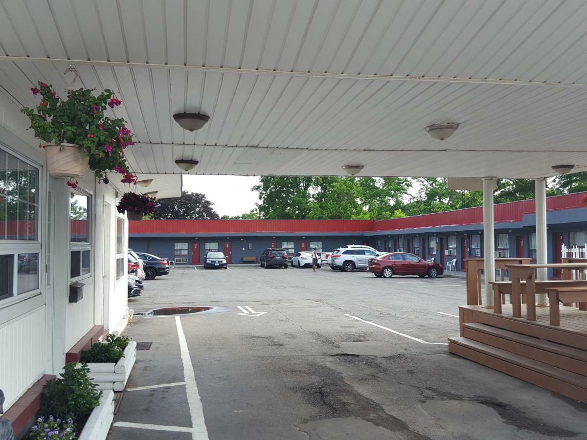 Niagara Inn & Suites Exteriör bild